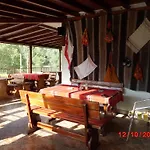 Hotel семеен кристал 3*
