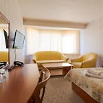 семеен кристал Hotel Smolyan