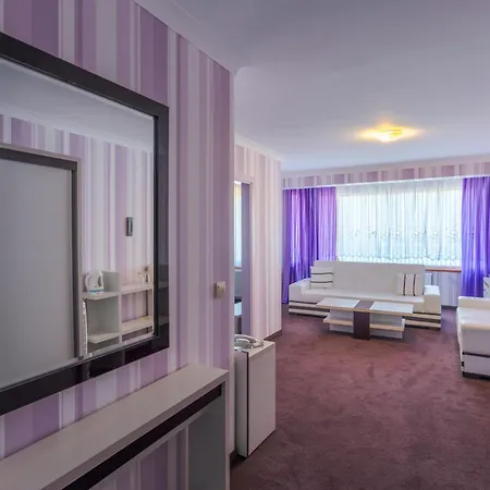 Hotel Семеен Хотел Кристал