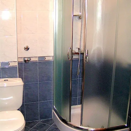 Hotel Семеен Хотел Кристал 3*