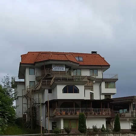Szálloda семеен кристал 3*