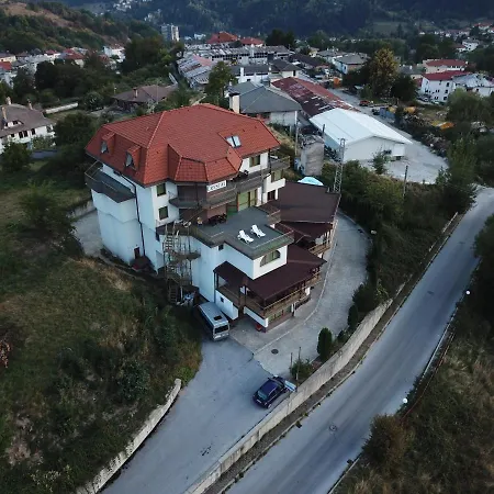 семеен кристал Szálloda 3*