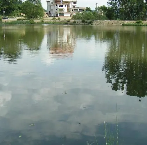 Семеен Хотел Кристал Hotel 3*