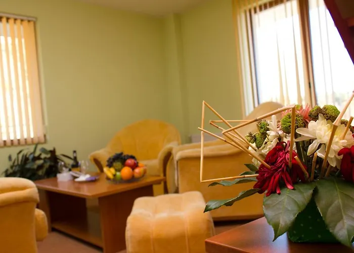 Семеен Хотел Кристал Hotel