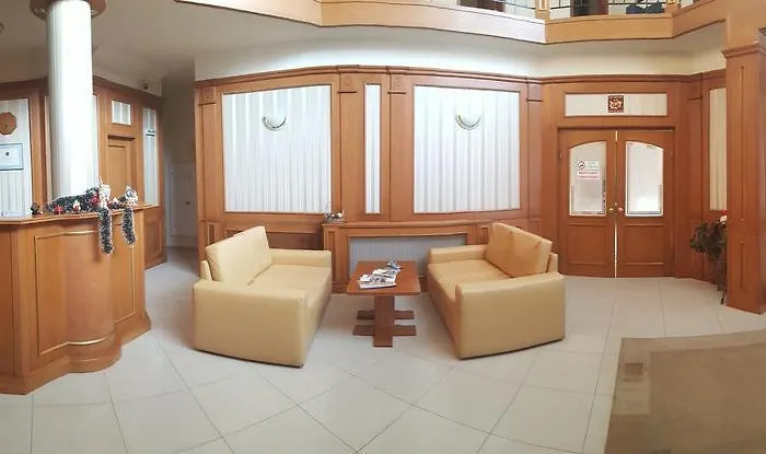 Семеен Хотел Кристал Smolyan