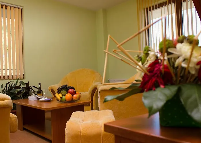 Семеен Хотел Кристал Smolyan